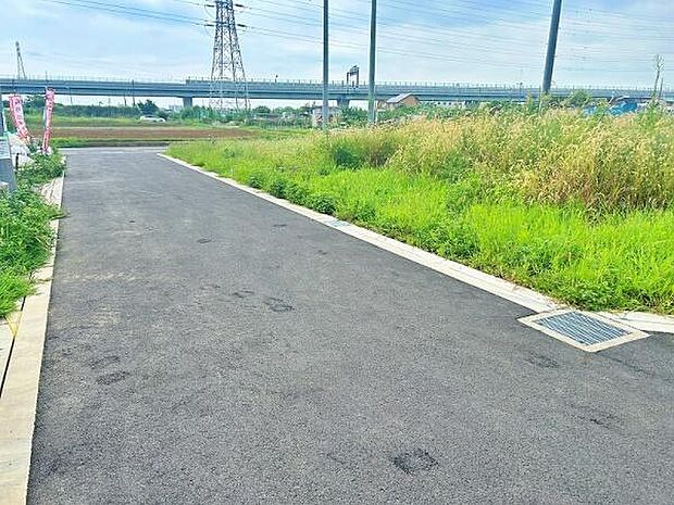 見通しが良く交通量が少なめな前面道路