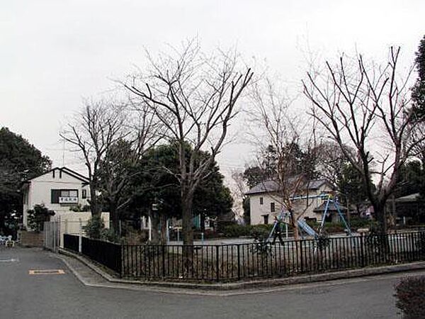 くすのき公園まで1376m
