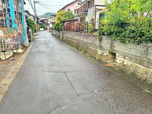 広く見通しの良い前面道路【4.5ｍ】