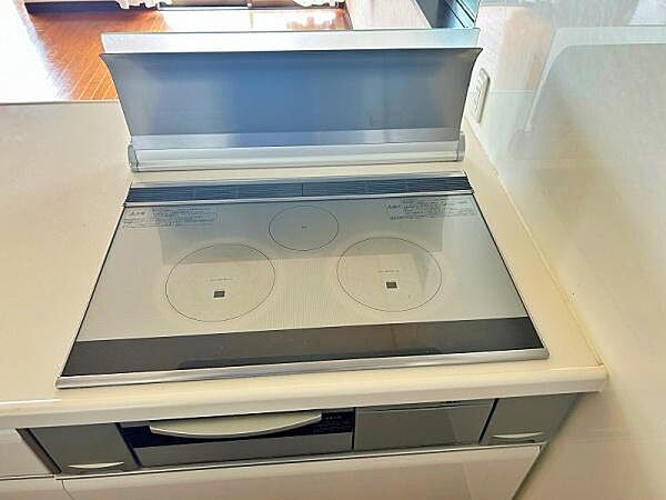 お手入れが楽なIHクッキングヒーター