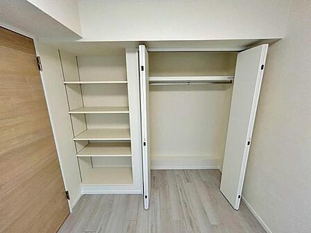 収納付き