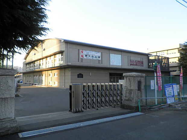 厚木市立厚木中学校まで2080m