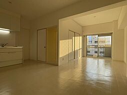 パレ北加賀屋 5階2LDKのリビング/ダイニング