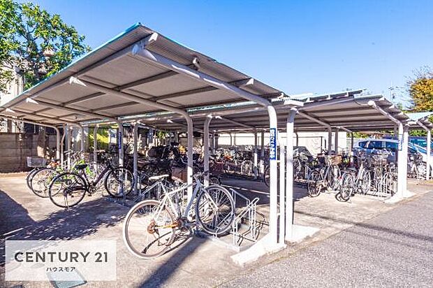 共用部分・駐輪場です。自転車があれば行動範囲が広がりお出かけ便利です！