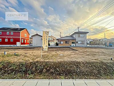 外観：【現地販売会開催中】建設中です！施工例のご見学できます！周辺環境や他物件もまとめてご案内可能です！不動産の事ならどんな事でもお気軽にご相談ください。