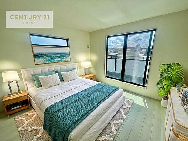 家具はCGです。バルコニーに面した洋室。優しい光が差し込む洋室は、朝の目覚めも気持ちが良さそうですね。おうち時間もゆったりと過ごすことができます。