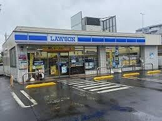 ローソン柏高田店まで500m