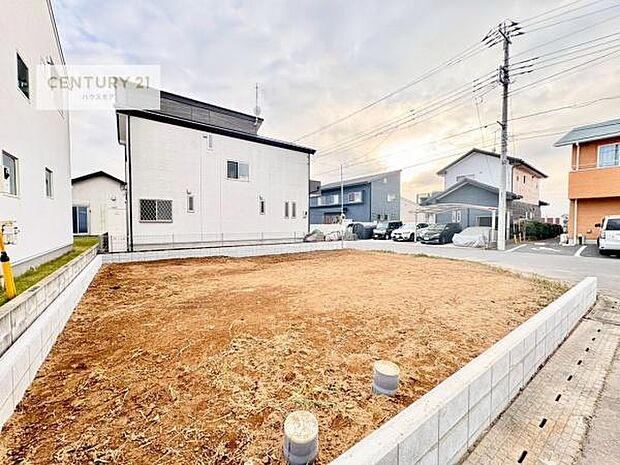 物件探しのご条件・ご要望・ご質問など、何なりと弊社スタッフまでお申し付けください!不動産に関することなら、どのようなことでも誠心誠意対応させて頂きます。