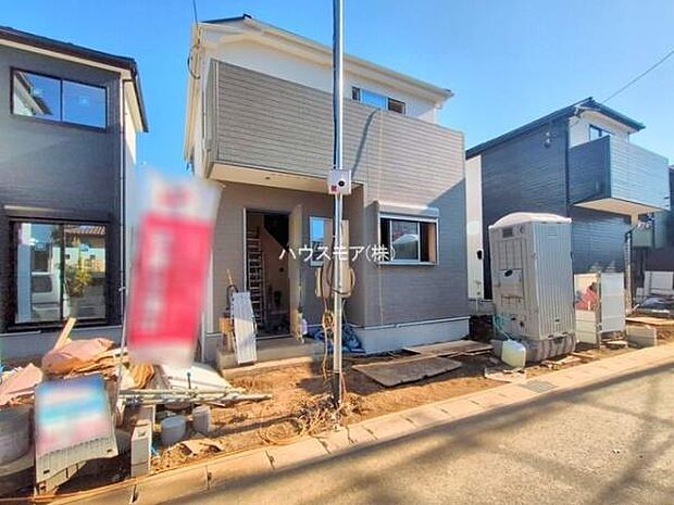 全6棟のキレイな街並み。是非1度ご内見ください。物件探しのご条件・ご要望・ご質問など、不動産に関することならどのようなことでも誠心誠意対応させて頂きます。