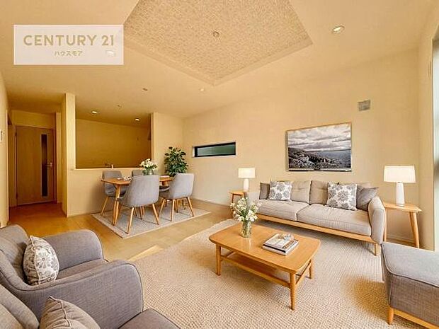 家具はCGパースです。心地良いリビングは家族が自然と集まります。家族団欒の時間が増えそうです。ご家族と、より一層充実した時間を過ごせそうですね。明るく開放的な空間です。