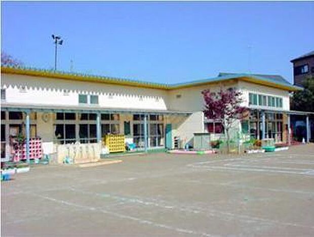 牛久第二幼稚園まで1000m