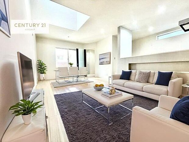 家具はCGパースです。大切な家族が集まるからこそLDKにはこだわりたい。子供たちが元気に笑いながら走り回っている姿を見た時が「広い家にして良かった」と思う瞬間です。