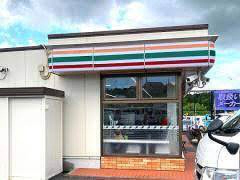 セブンイレブン土浦桜ケ丘店まで583m