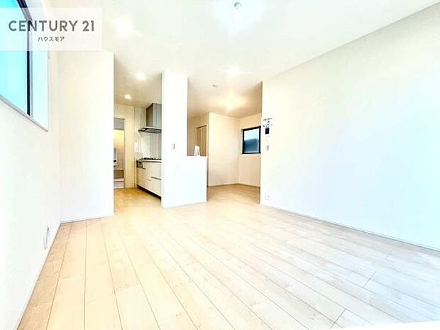 心地良いリビングは家族が自然と集まります。家族団欒の時間が増えそうです。ご家族と、より一層充実した時間を過ごせそうですね。