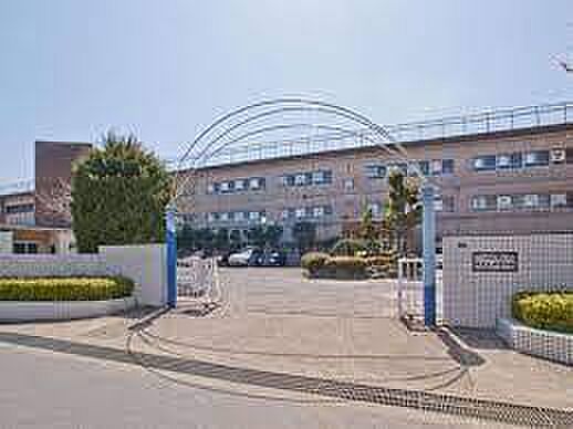 我孫子市立湖北台西小学校まで646m