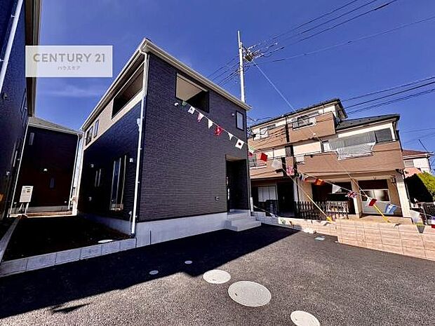 カースペース付きなのでマイカーをお持ちの方も安心ですね!ぜひ現地にてお確かめくださいませ!