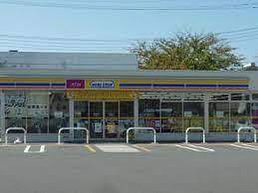 ミニストップ龍ケ崎寺後店まで800m