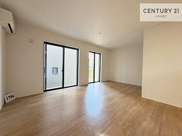 心地良いリビングは家族が自然と集まります。家族団欒の時間が増えそうです。ご家族と、より一層充実した時間を過ごせそうですね。