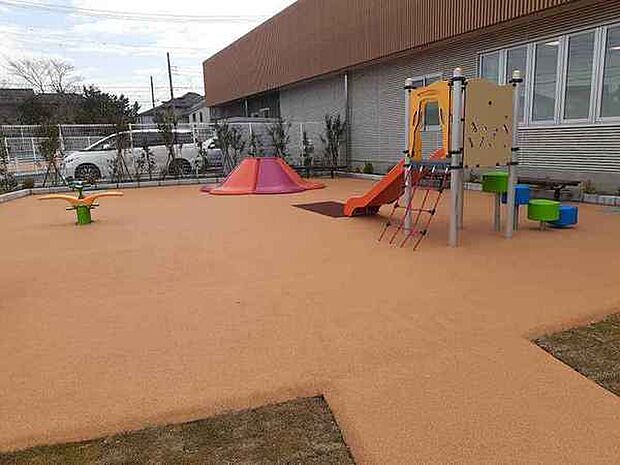 取手市立井野なないろ保育所まで748m