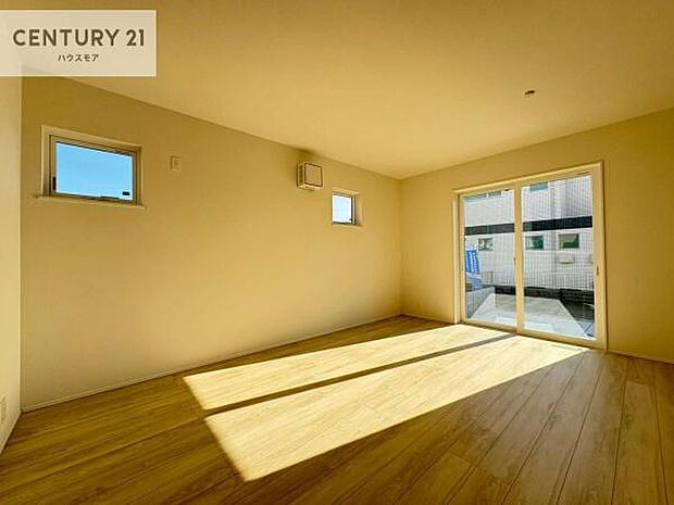 心地良いリビングは家族が自然と集まります。家族団欒の時間が増えそうです。ご家族と、より一層充実した時間を過ごせそうですね。