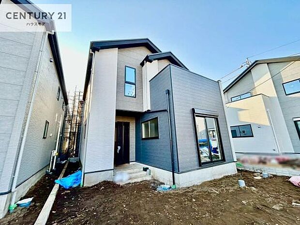 物件探しのご条件・ご要望・ご質問など、何なりと弊社スタッフまでお申し付けください!不動産に関することなら、どのようなことでも誠心誠意対応させて頂きます。