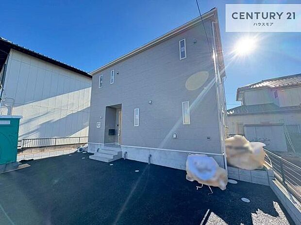 限定1棟のキレイな街並み。是非1度ご内見ください。物件探しのご条件・ご要望・ご質問など、不動産に関することなら、どのようなことでも誠心誠意対応させて頂きます。