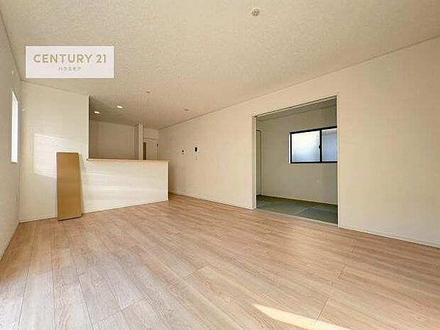 大切な家族が集まるからこそLDKにはこだわりたい。子供たちが元気に笑いながら走り回っている姿を見た時が「広い家にして良かった」と思う瞬間です。