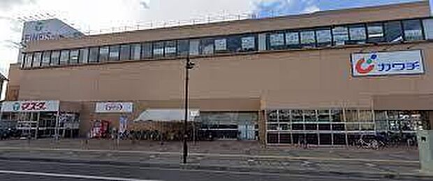 カワチ薬品湖北店まで1421m