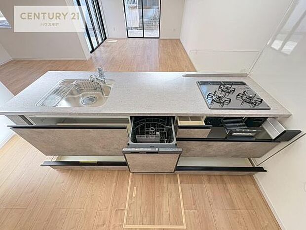 収納スペースが豊富で、調理スペースがスッキリと片付きひろ〜く活用できます!快適に作業ができます!毎日の料理が捗ります!