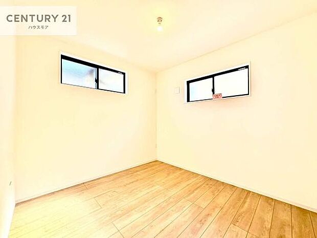 たっぷり収納住空間。納戸がございます!大きな荷物やストック用品もスッキリ収納できます。