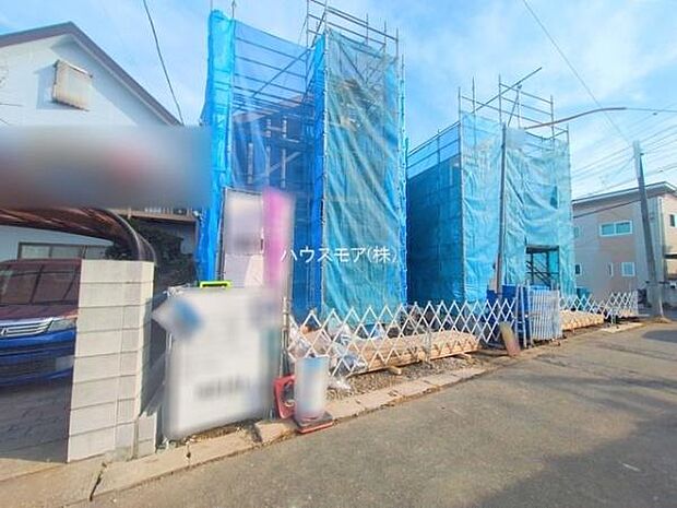 駐車スペースは2台分あります！セカンドカーはもちろん、バイクや自転車なども置き場所に困りません。