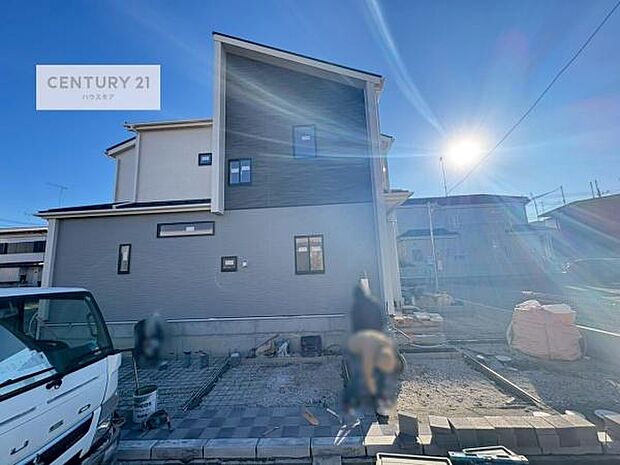 物件探しのご条件・ご要望・ご質問など、何なりと弊社スタッフまでお申し付けください！不動産に関することなら、どのようなことでも誠心誠意対応させて頂きます。