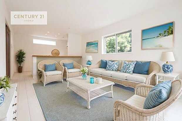 家具はCGパースです。開放感のある広々LDK！ソファーやダイニングテーブルを置いても窮屈にならないので快適に過ごせます！コミュニケーションが取りやすいリビングです！