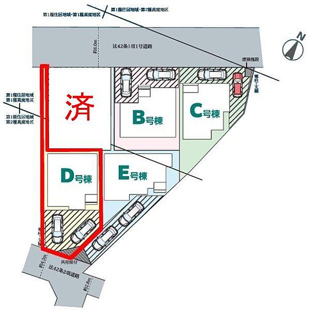 カースペースは2台付き！セカンドカー持ちの方や急な来客時にも安心ですね。物件探しのご条件・ご要望などありましたら、何なりとスタッフまでお申し付けください！