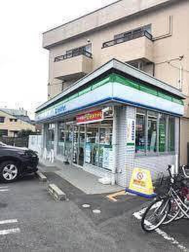 ファミリーマート土浦神立駅前店まで862m