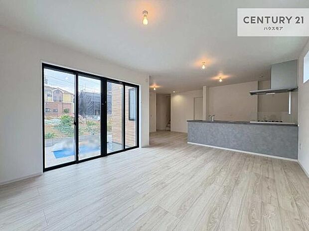 心地良いリビングは家族が自然と集まります。家族団欒の時間が増えそうです。ご家族と、より一層充実した時間を過ごせそうですね。