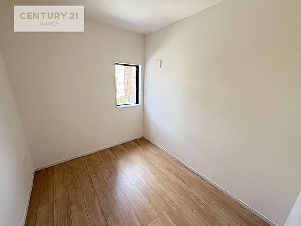 シンプルにデザインされているため、家具を選びません！お気に入りの家具を置いてくつろげる空間を作ることができます。