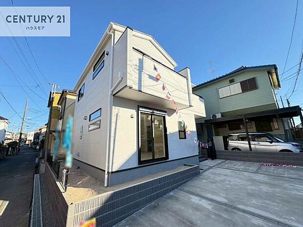 前面道路4ｍ×4ｍ！陽当り良好な立地です。