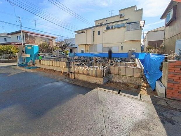 カースペース付きなのでマイカーをお持ちの方も安心ですね！ぜひ現地にてお確かめくださいませ！