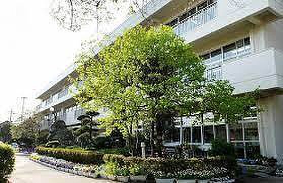 野田市立岩木小学校まで850m