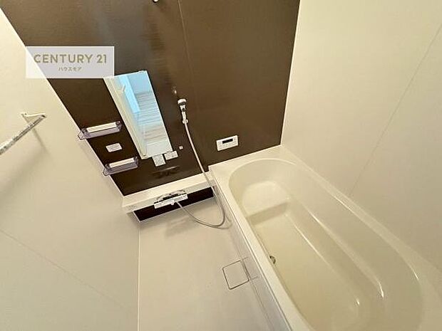 1日の疲れをしっかりと癒してくれる浴室です。おうちの素敵なリラクゼーション場所です！