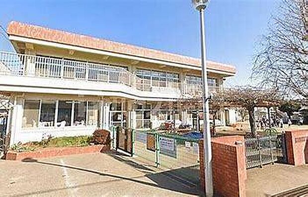 柏市立高柳保育所まで877m