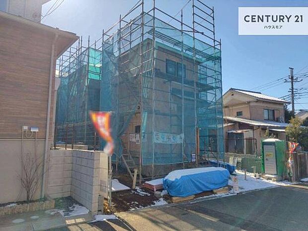 全3棟のキレイな街並み。是非1度ご内見ください。物件探しのご条件・ご要望・ご質問など、不動産に関することなら、どのようなことでも誠心誠意対応させて頂きます!