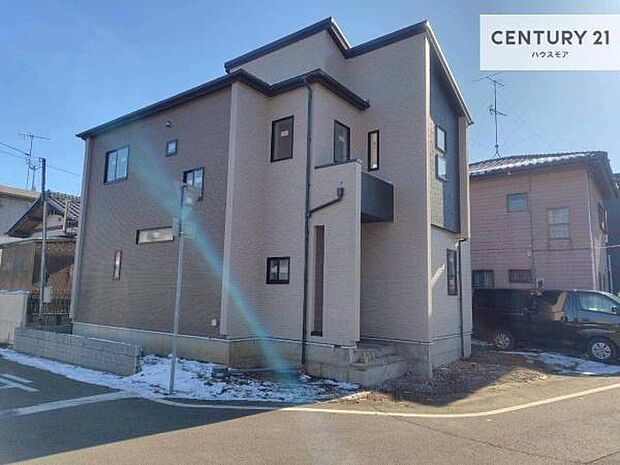 物件探しのご条件・ご要望・ご質問など、何なりと弊社スタッフまでお申し付けください!不動産に関することなら、どのようなことでも誠心誠意対応させて頂きます。