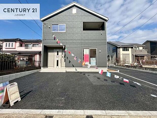 カースペース付きなのでマイカーをお持ちの方も安心ですね!ぜひ現地にてお確かめくださいませ!