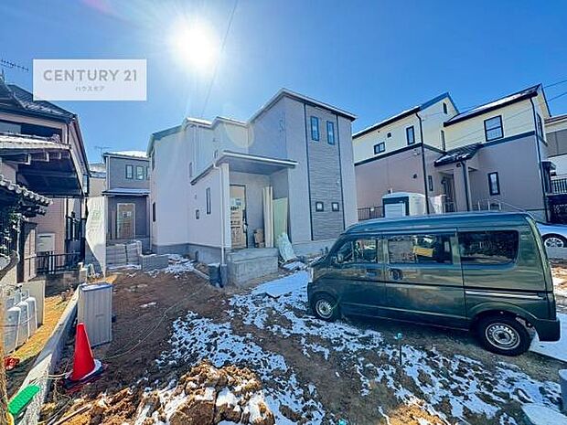 全2棟のキレイな街並み。是非1度ご内見ください。物件探しのご条件・ご要望・ご質問など、不動産に関することならどのようなことでも誠心誠意対応させて頂きます。