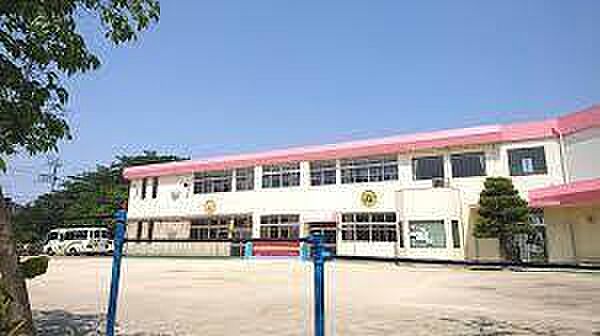 大津ケ丘幼稚園まで980m