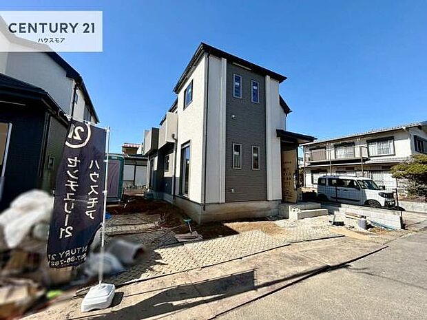 物件探しのご条件・ご要望・ご質問など、何なりと弊社スタッフまでお申し付けください!不動産に関することなら、どのようなことでも誠心誠意対応させて頂きます。【現地販売会開催中】