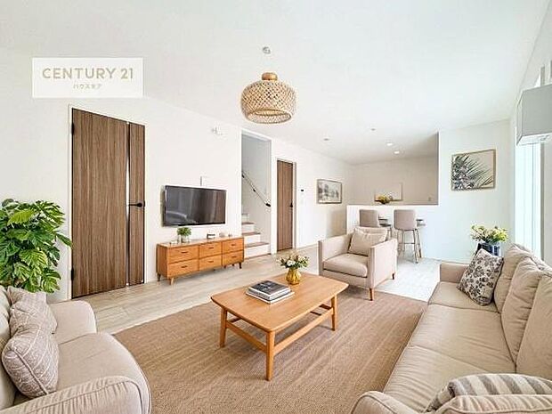 家具はCGパースです。心地良いリビングは家族が自然と集まります。家族団欒の時間が増えそうです。ご家族と、より一層充実した時間を過ごせそうですね。