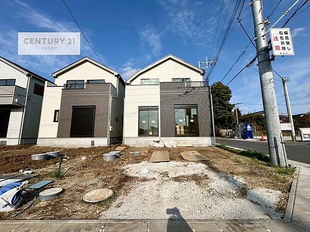 カースペース付きなのでマイカーをお持ちの方も安心ですね!ぜひ現地にてお確かめくださいませ!